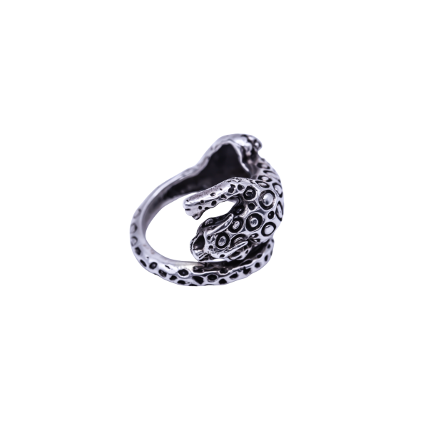 Anillo de Jaguar durmiente